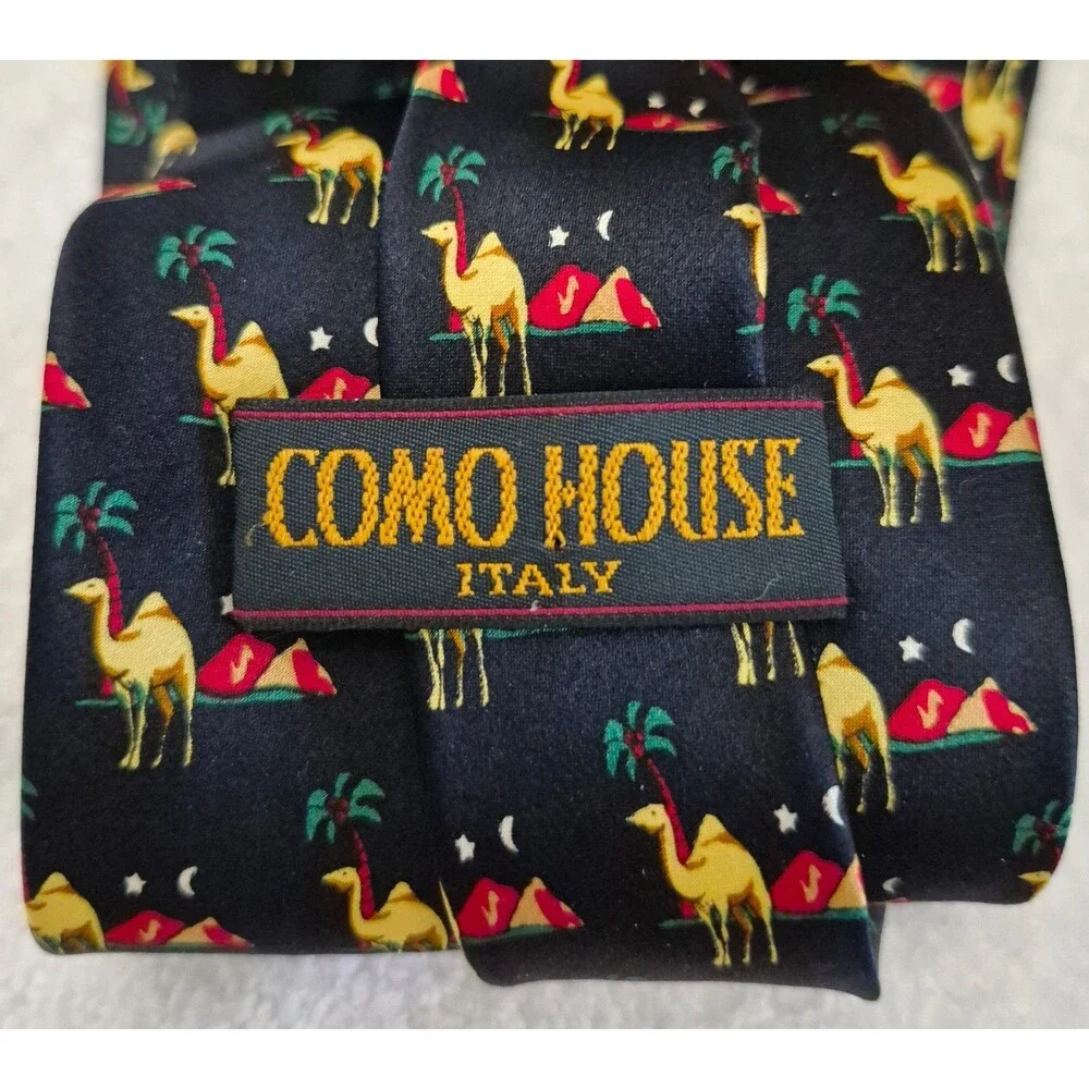 Como House Italy Men's Tie Camels Palm Tree Desert Luxury 100% Silk